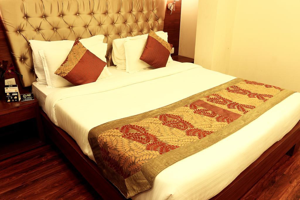 Oyo 1522 Npg Hotel كولكاتا المظهر الخارجي الصورة